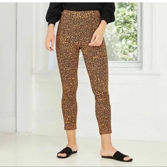 Who What Wear Leopard Print Pull-On Skinny Pants - Sz 6 - Picture 1 of 6